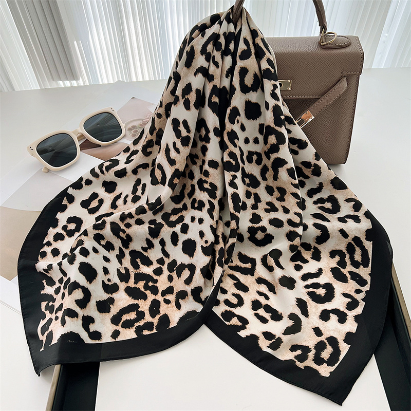 70cm kare lüks leopar baskı ip - Silk Scarf Square incelemesi ve fiyatı