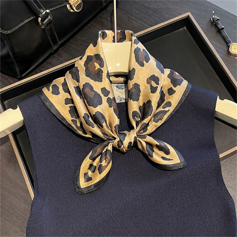 % 100% ipek kare eşarp leopar  - Silk Scarf Square incelemesi ve fiyatı